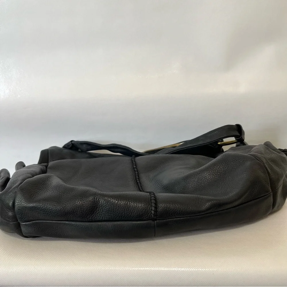 Hobo International Black Leather Fringe Shoulder Bag - Picture 10 of 15